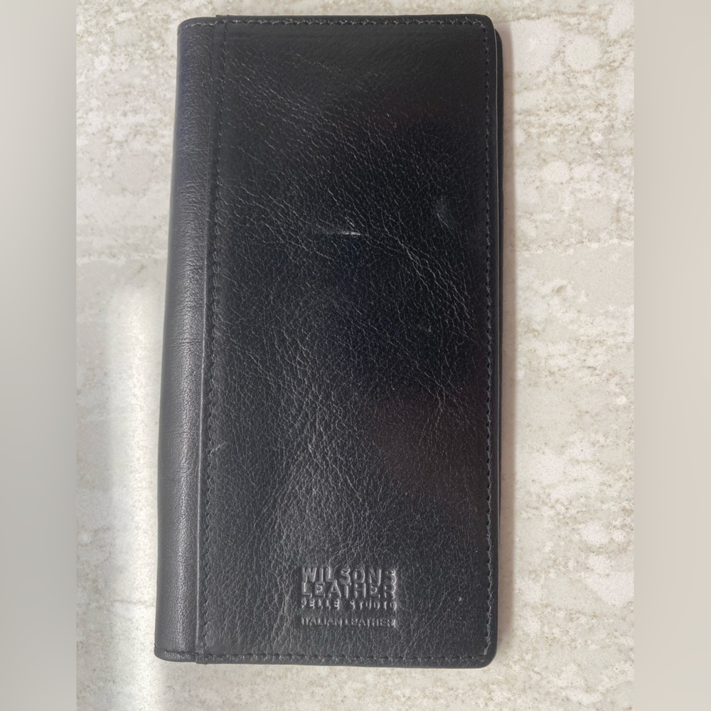 Wilsons Leather wallet with checkbook holder